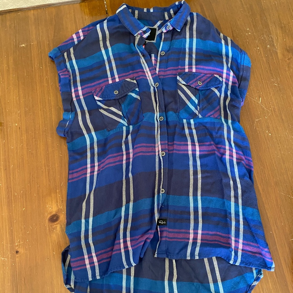 Rails Plaid Sleeveless Buttondown Shirt